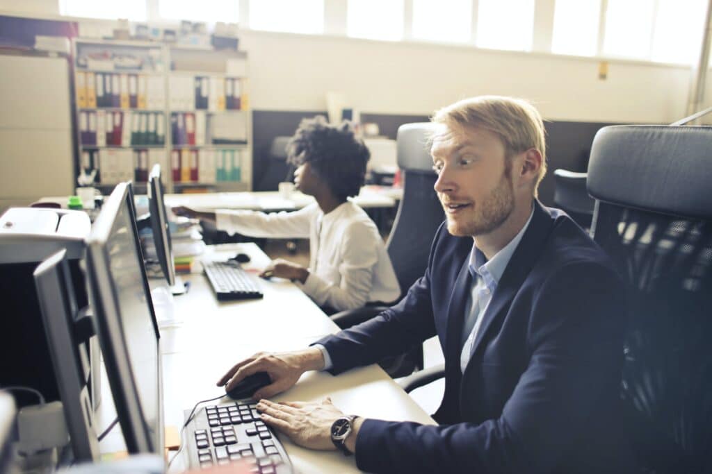 Explore the advertising account executive job description template and hire the right candidate for your team.