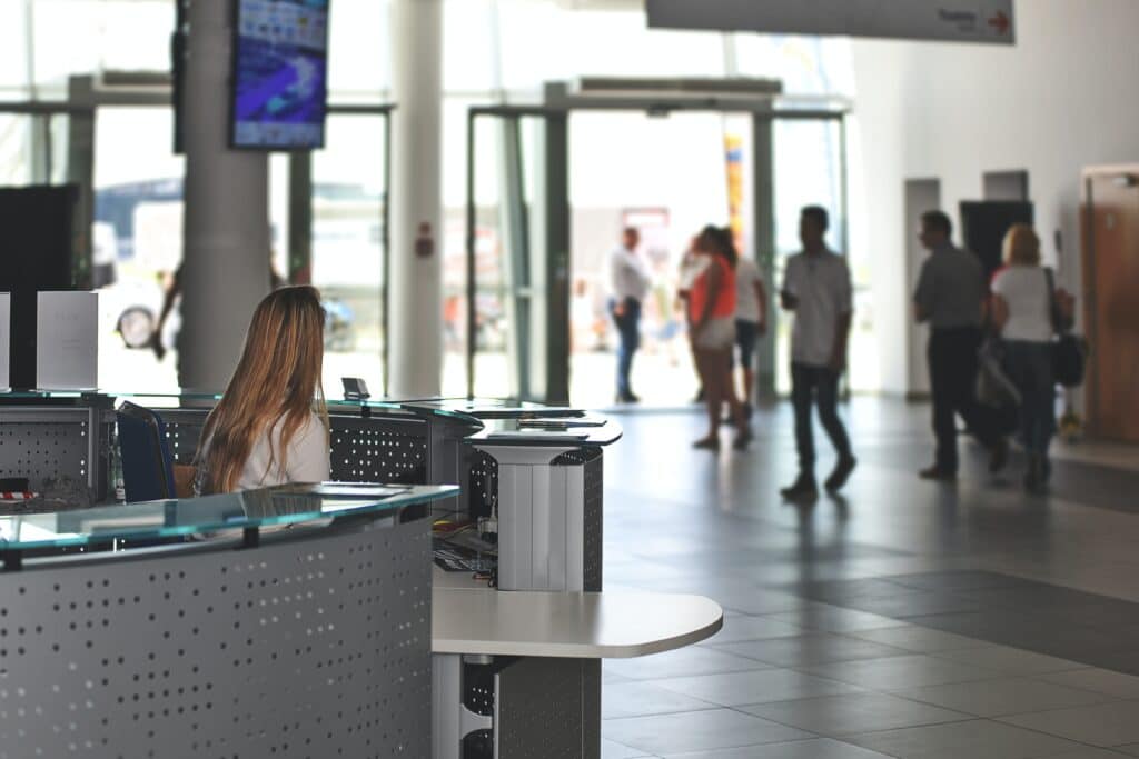 Explore the bank teller job description template and hire the right candidate for your team.