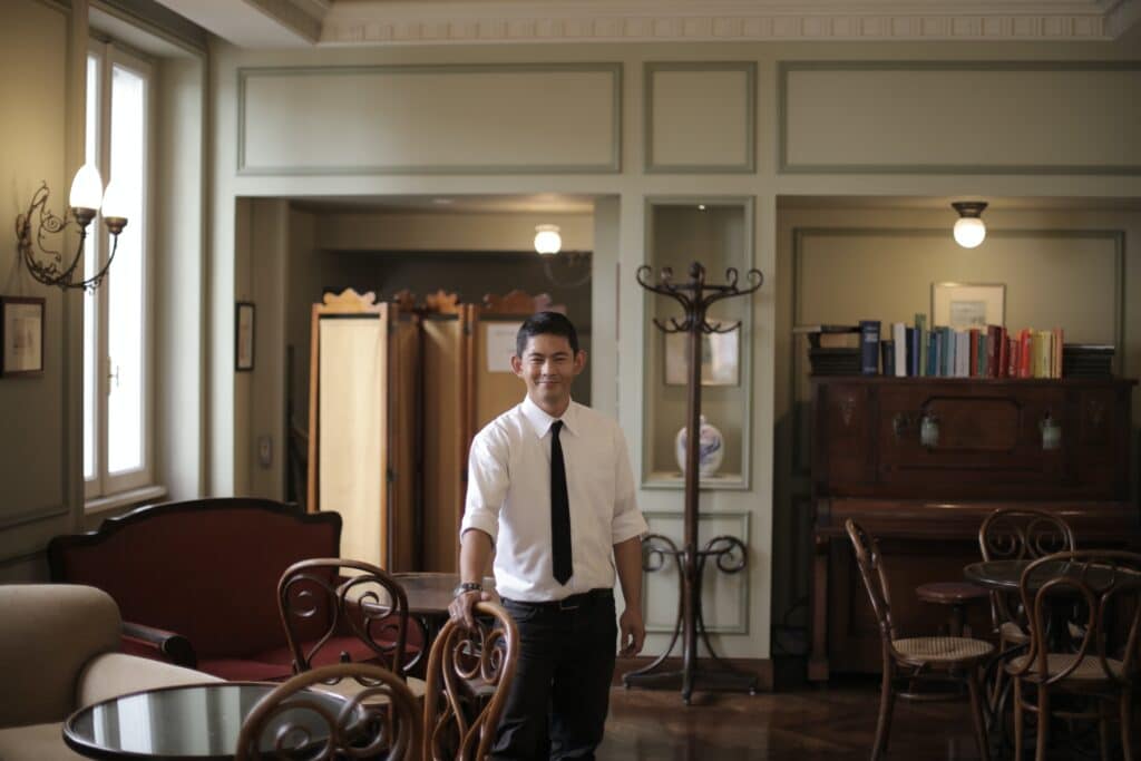 Explore the Hotel Manager job description template and hire the right candidate for your team.