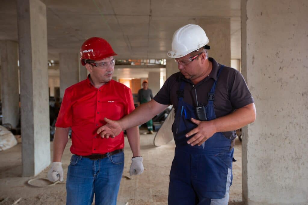 How to hire a construction worker