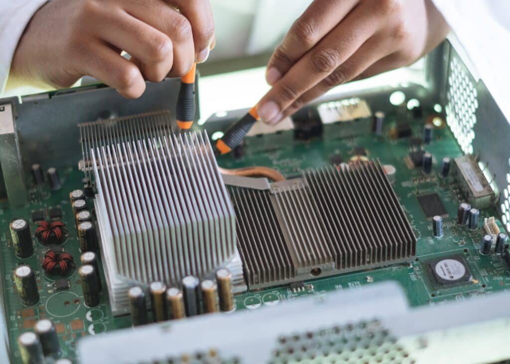 Explore the it technician job description template and hire the right candidate for your team.