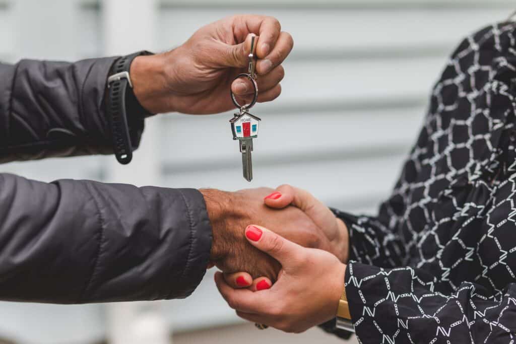 Explore the insurance broker job description template and hire the right candidate for your team.