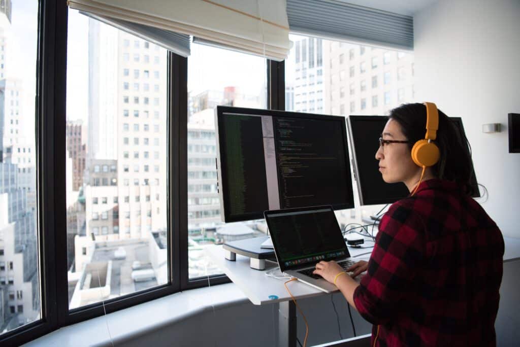 Explore the java developer job description template and hire the right candidate for your team.