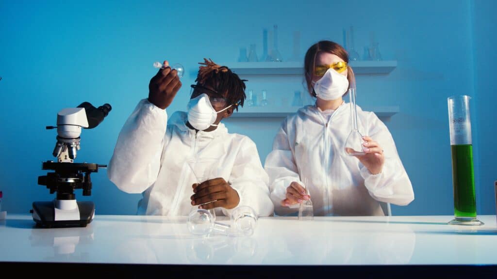 Explore the Lab Assistant job description template and hire the right candidate for your team.