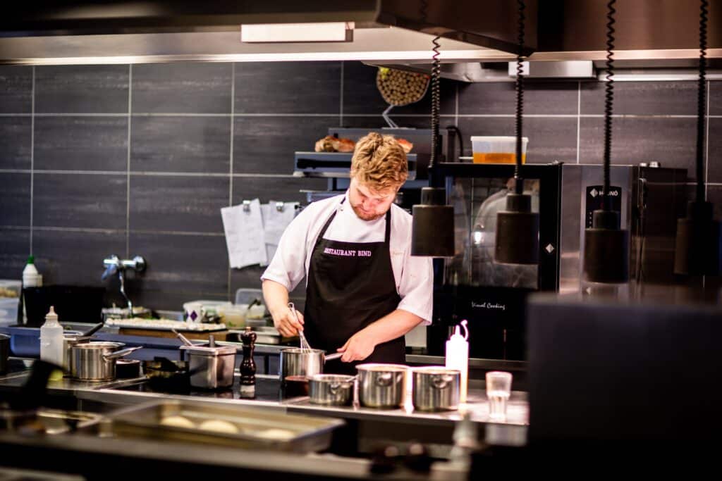 Explore the prep cook job description template and hire the right candidate for your team.
