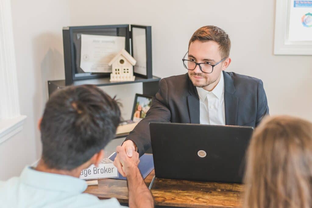 Explore the real estate broker job description template and hire the right candidate for your team.