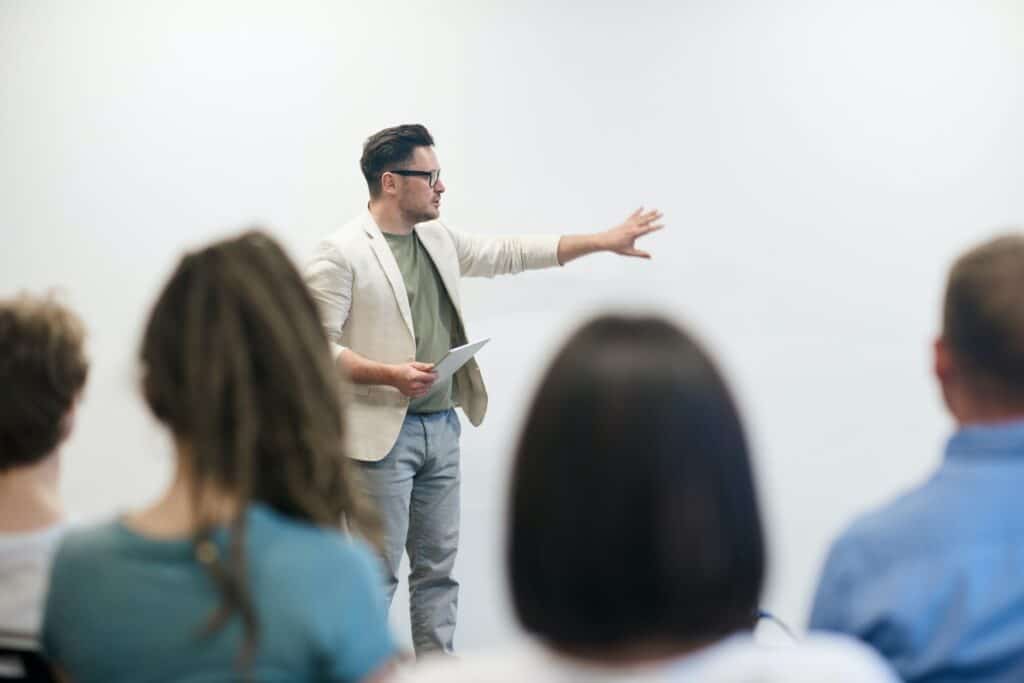 Explore the teacher job description template and hire the right candidate for your team.