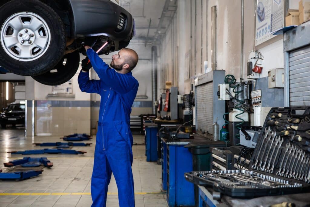 How to hire an automotive technician